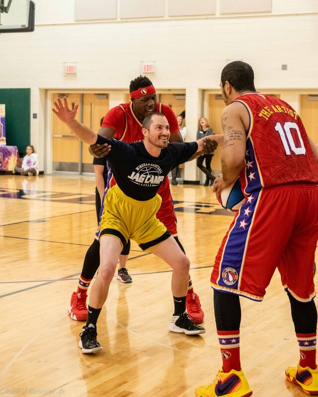 Harlem Wizards face-off in a basketball showdown against central